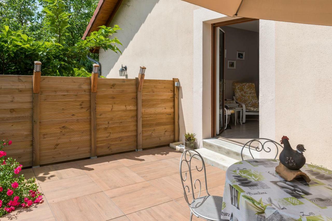 Le Paradis Des Animaux Coublevie Exterior photo